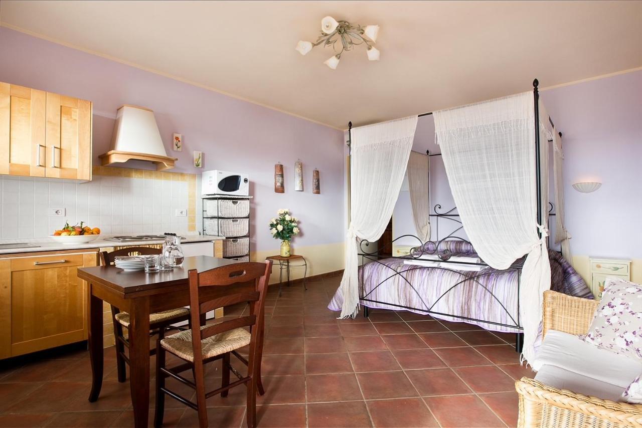 Agriturismo Borgo Campetroso Suvereto Rom bilde